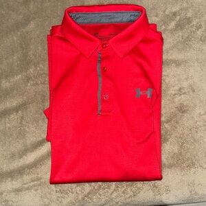 Under armor loose shirt